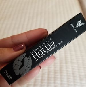 Younique Hottie Lip Plumper in Clear